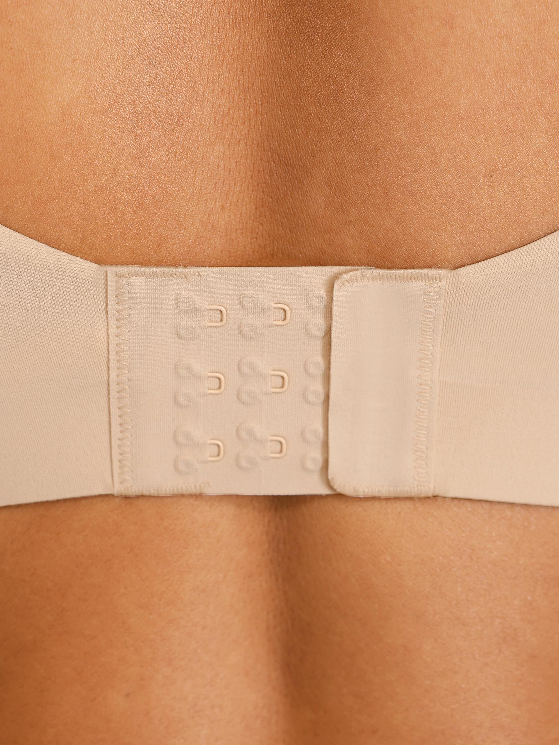 Hej Curve| Underwire Justerbar Djup V-ringad Behå