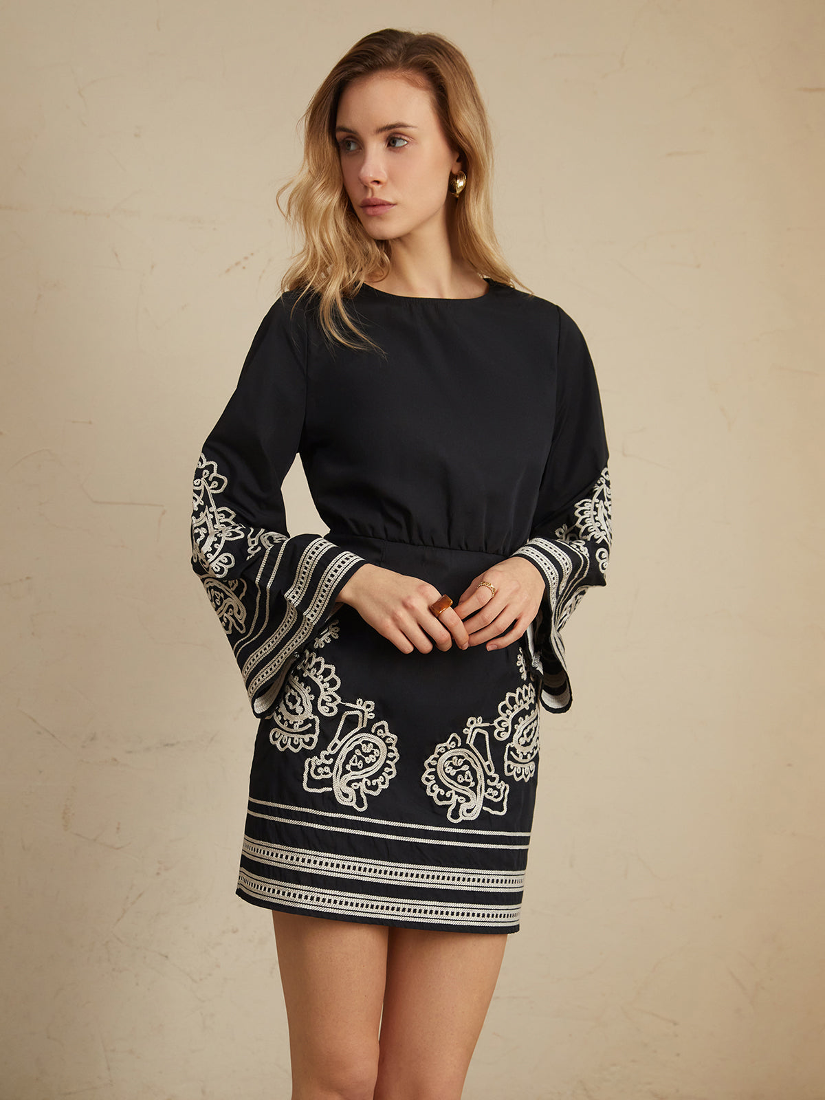 Delicate Embroidery Bell Sleeve Short Dress