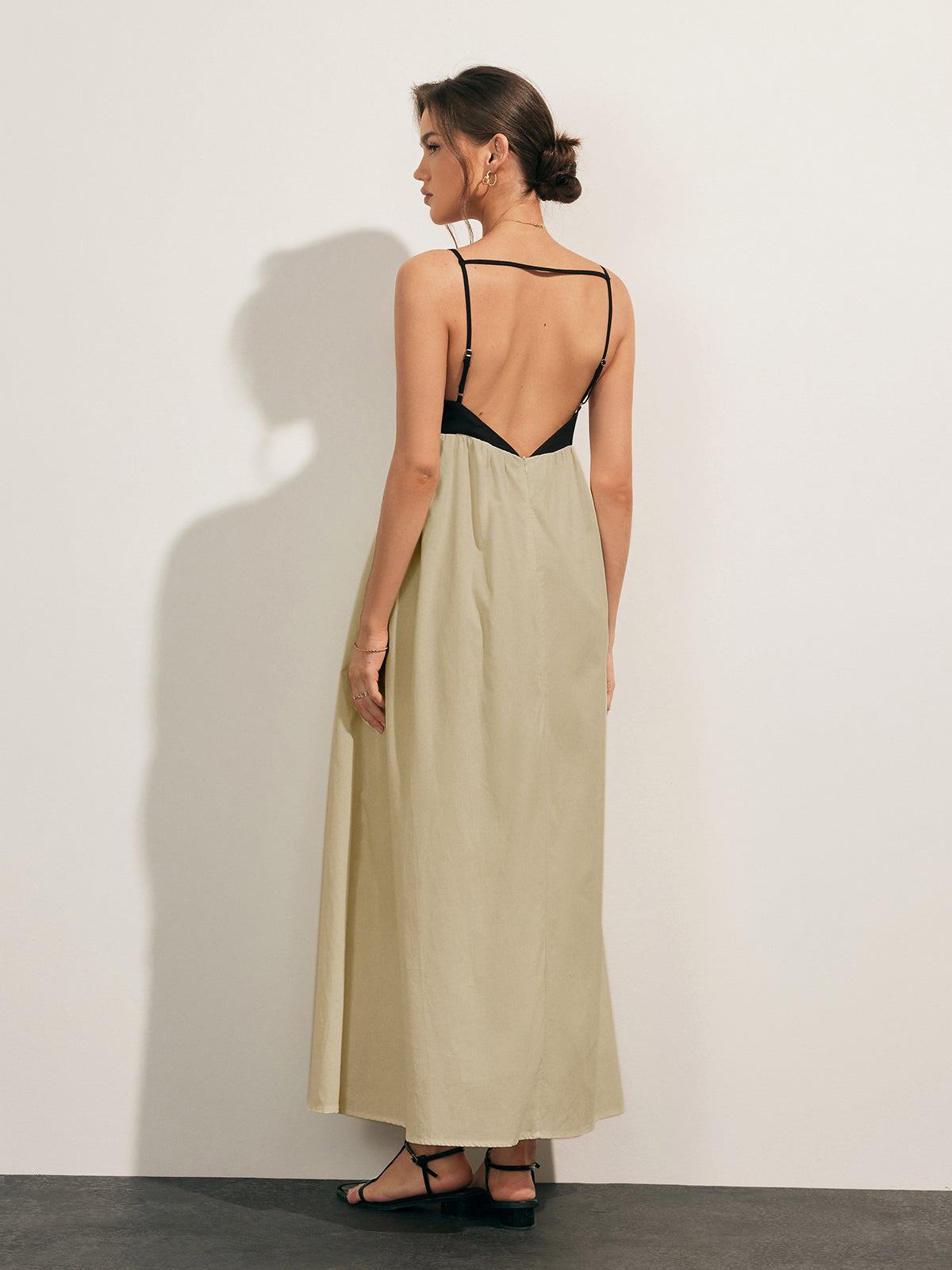 Open Back Contrast Pocket Long Dress