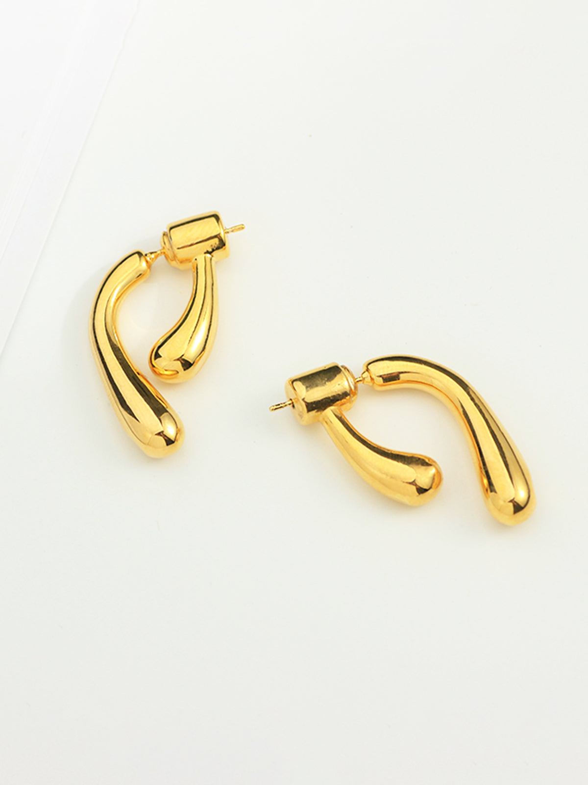 Irregular Twist Stud Earrings