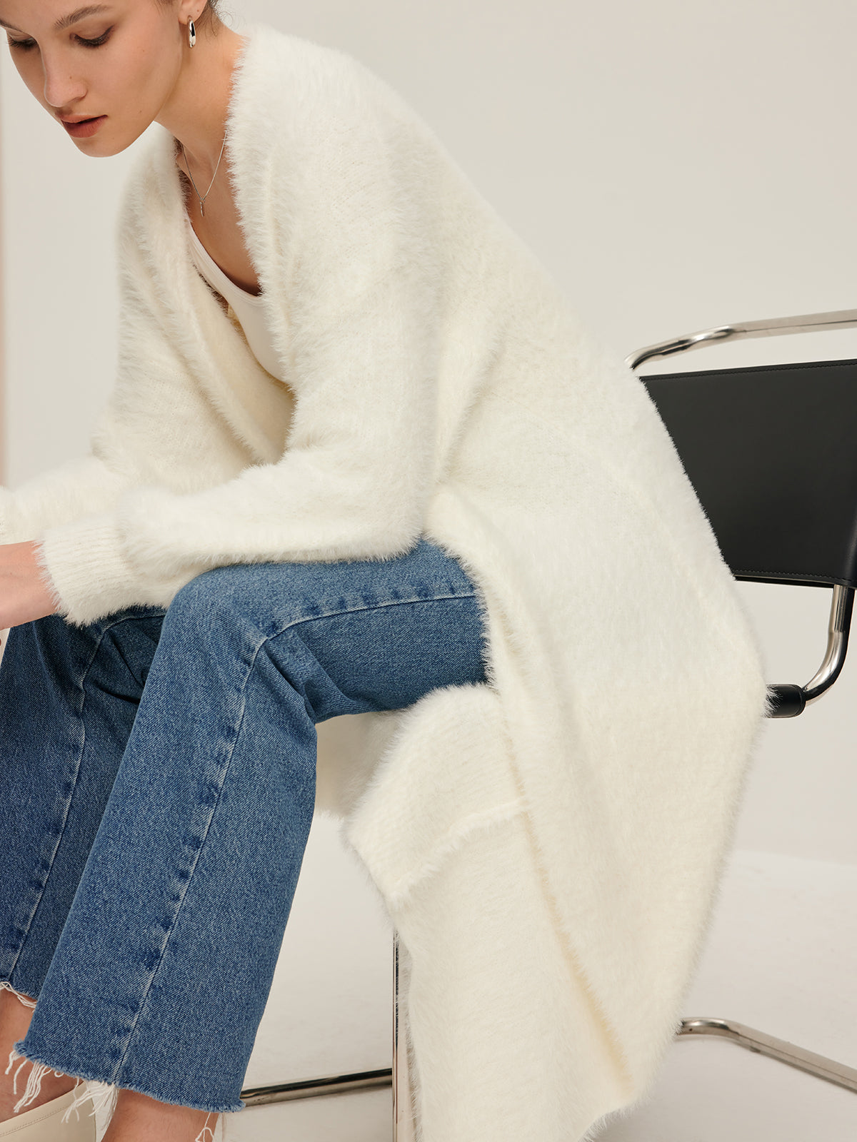 Minimalist Fuzzy Long Cardigan