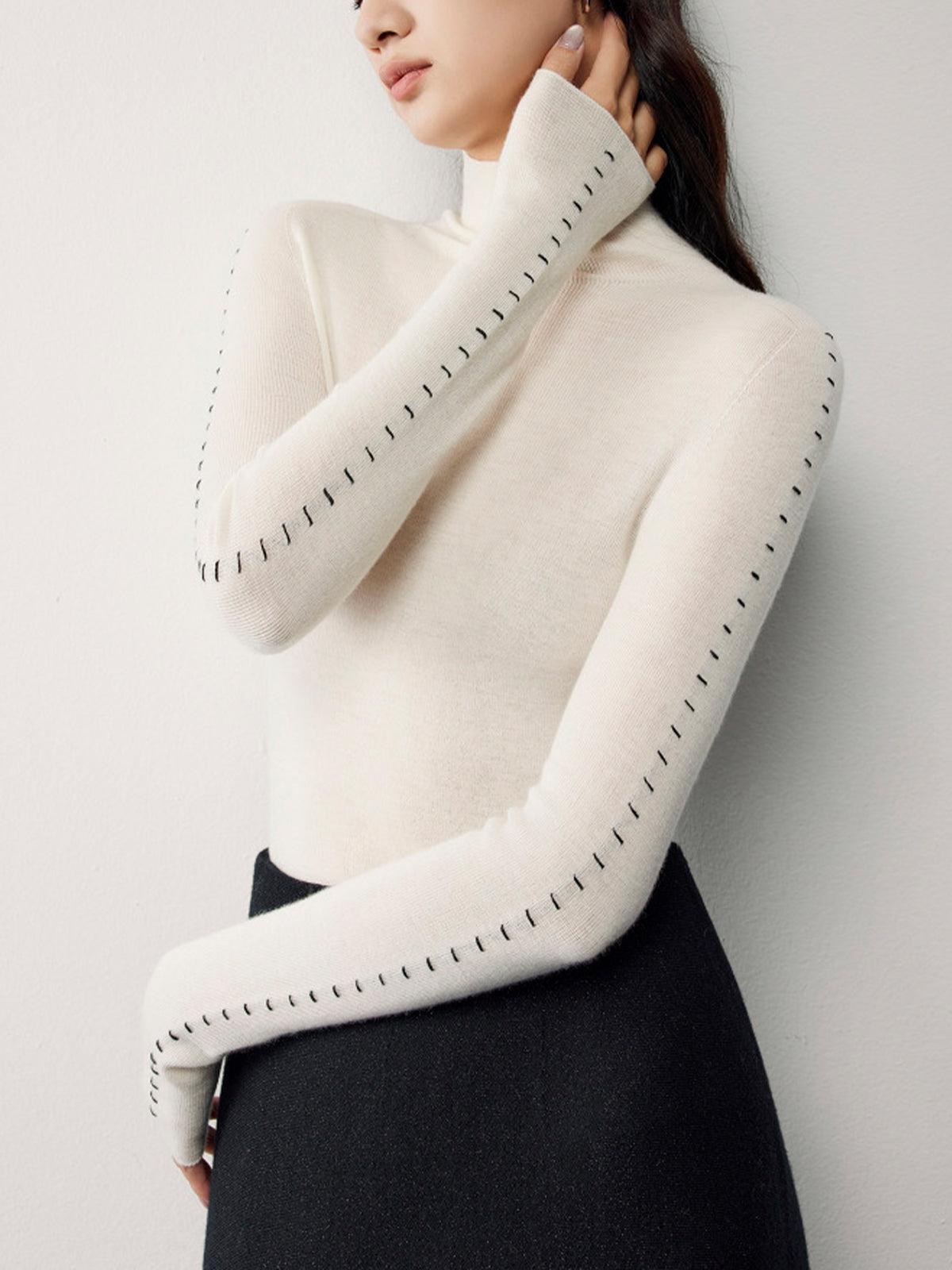 Contrast Trim Pullover Sweater