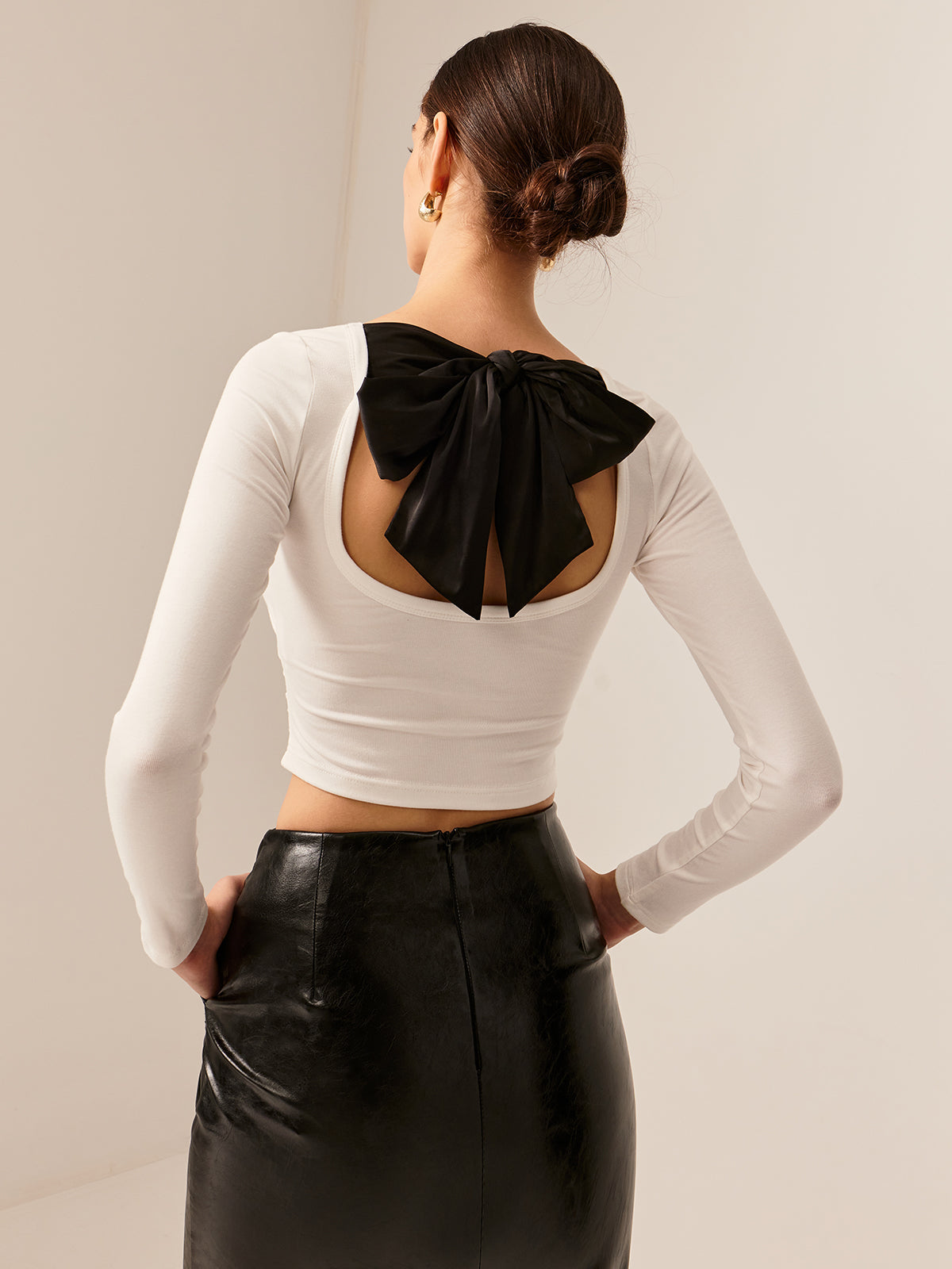 Backless Pleated Bow Crop T-Shirt