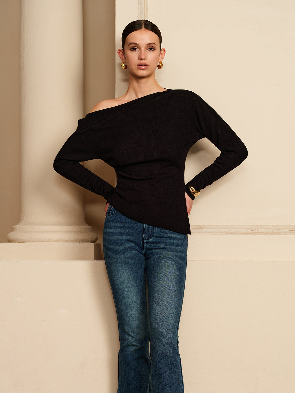 Asymmetrical Pleated Stretch Blouse