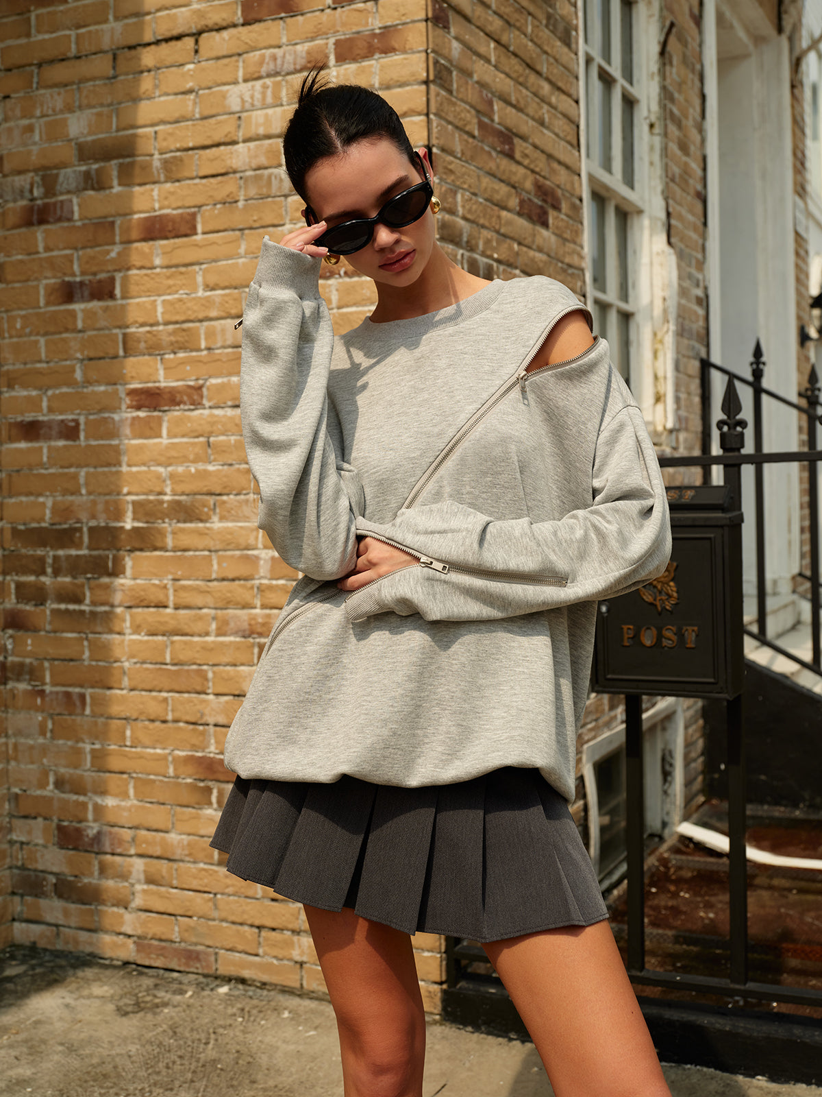 Plain Zipper Loose Sweatshirt