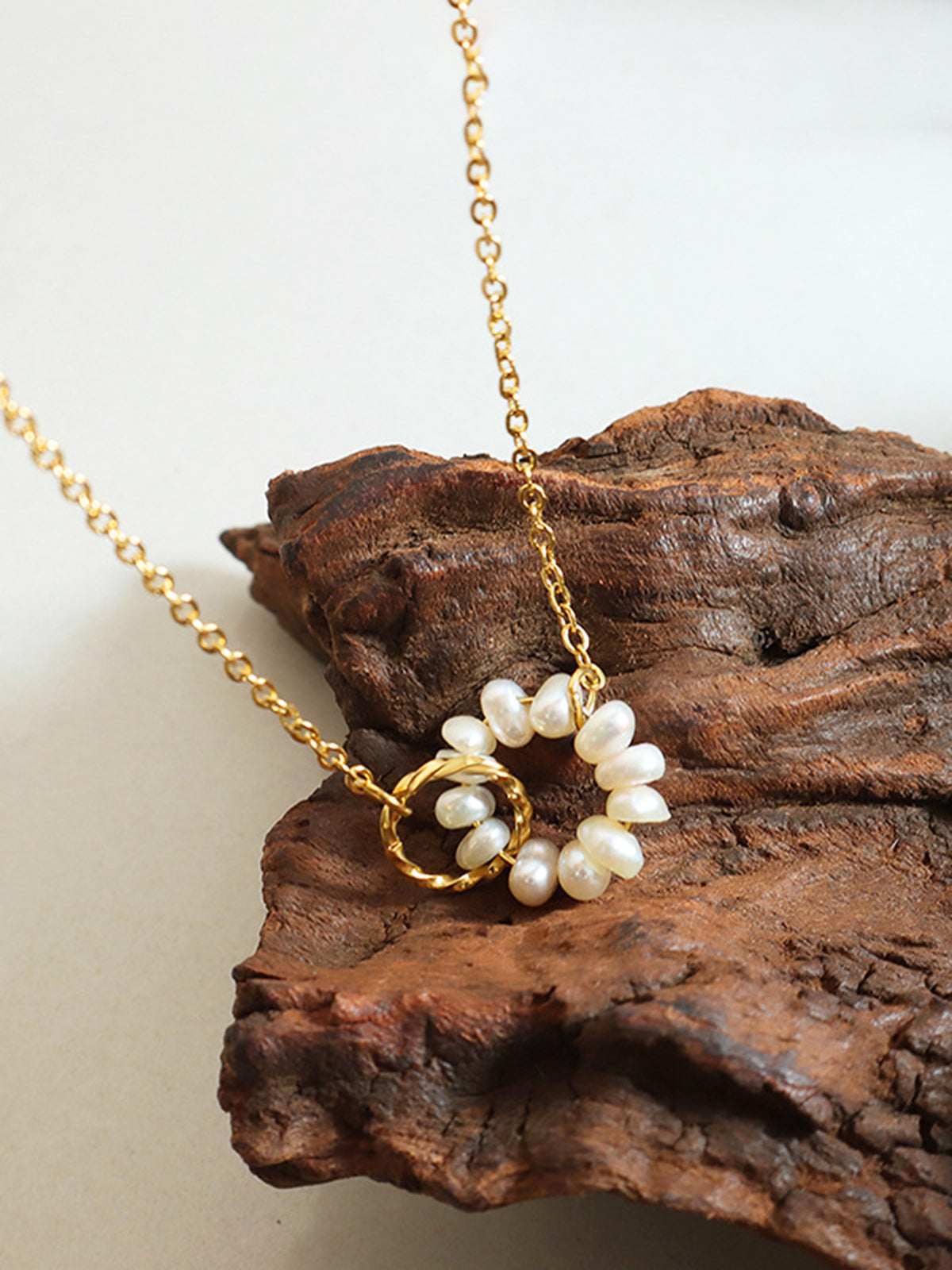 Oval Freshwater Pearl Pendant Necklace