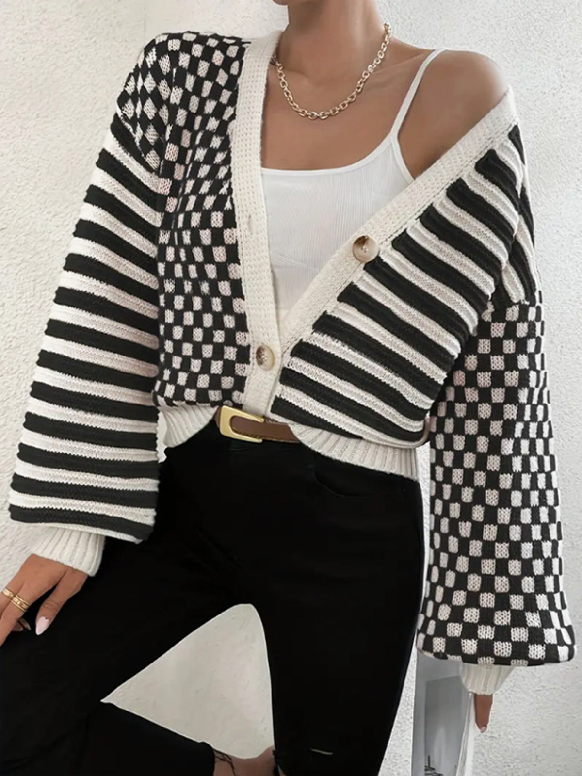 Geometric-Pattern Crop Knit Outerwear