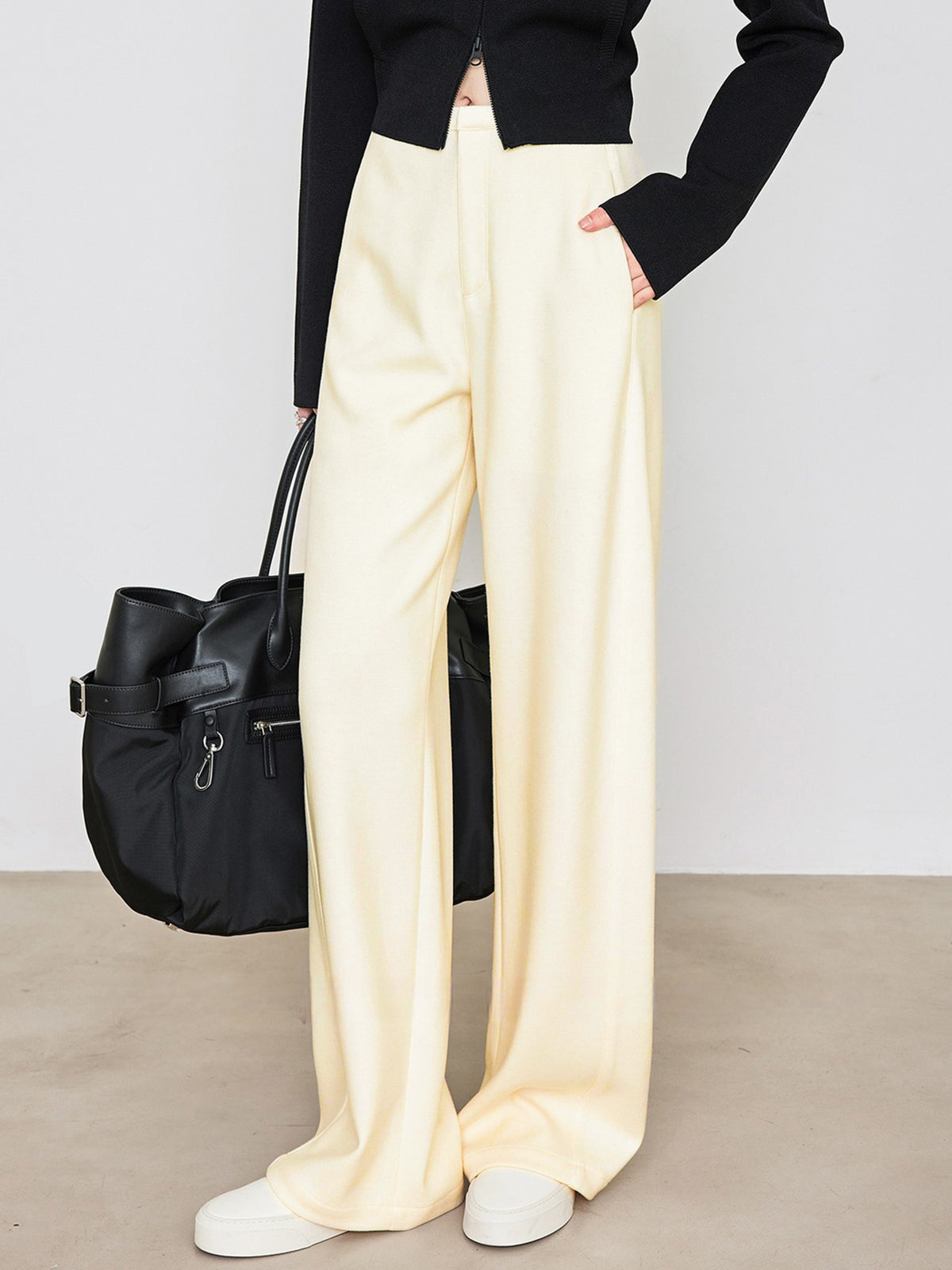 Minimalist Pockets Draped Pants