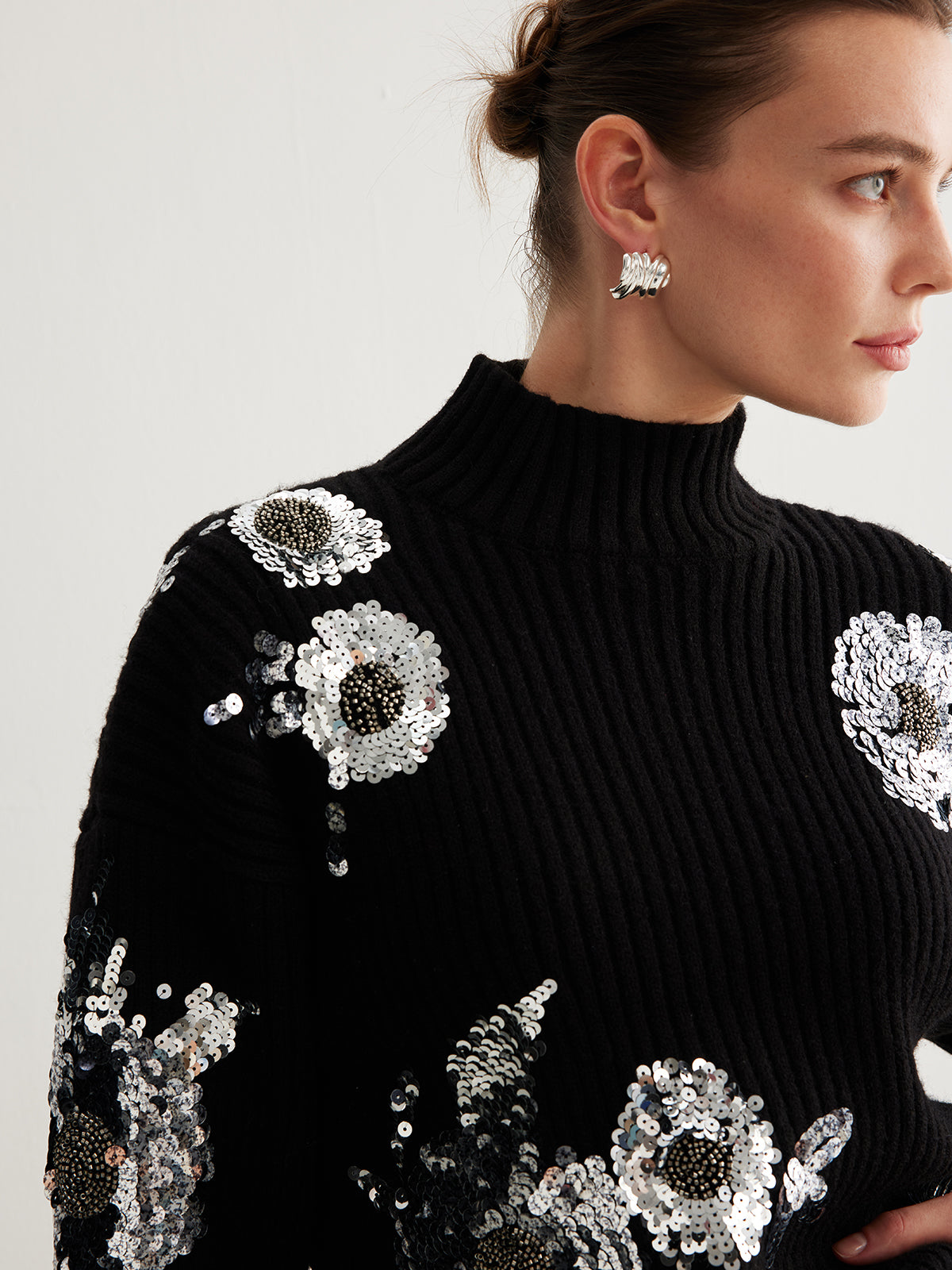 Sequins Floral Pullover Sweater