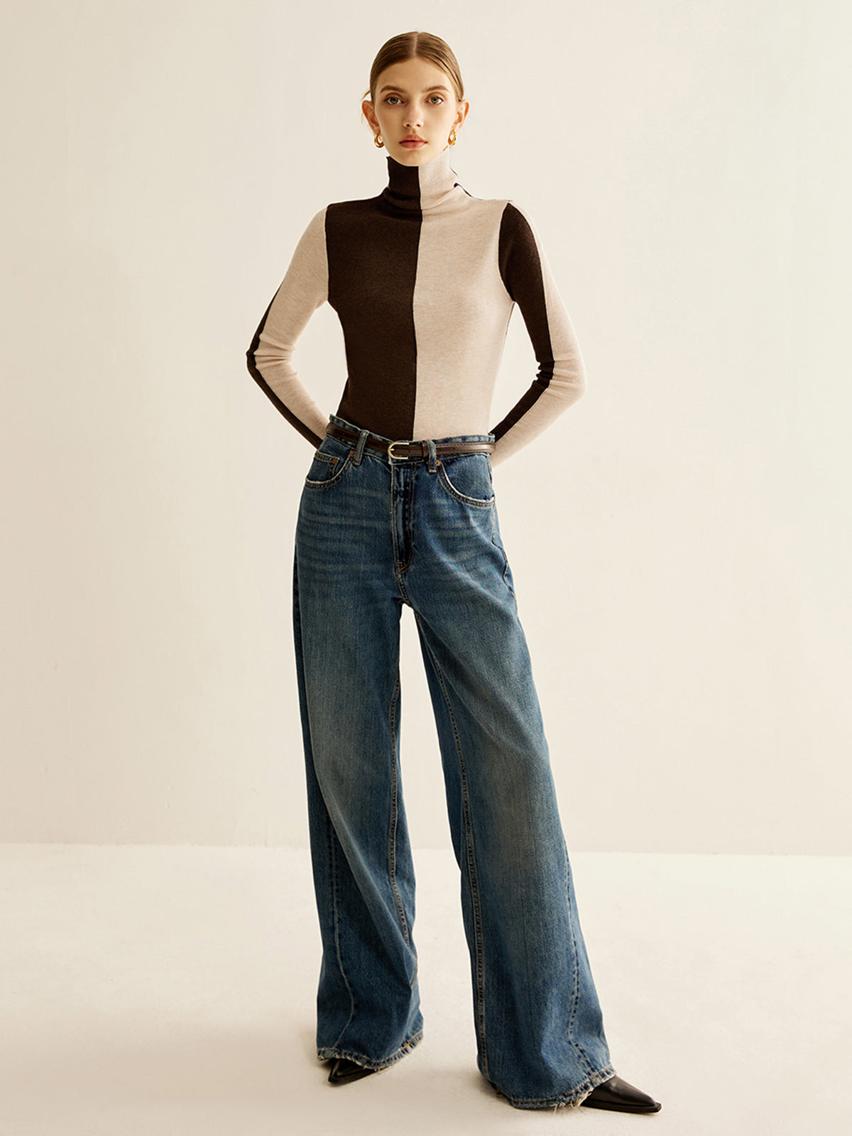 Wool-Blend Turtleneck Color Block Knit Top