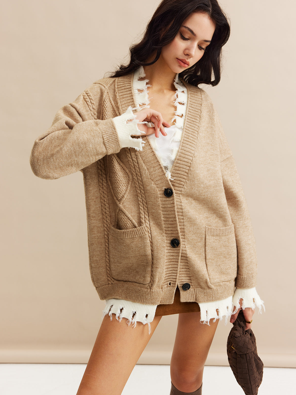 Contrast Raw Hem Button Knit Outerwear