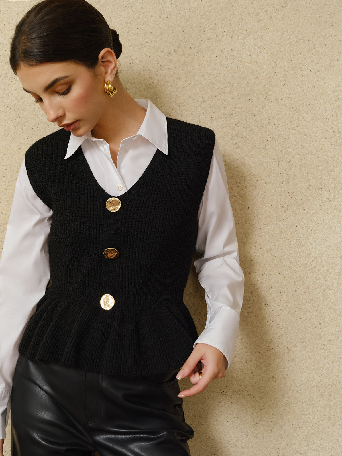 Ribbed Ruffle Sweater Vest