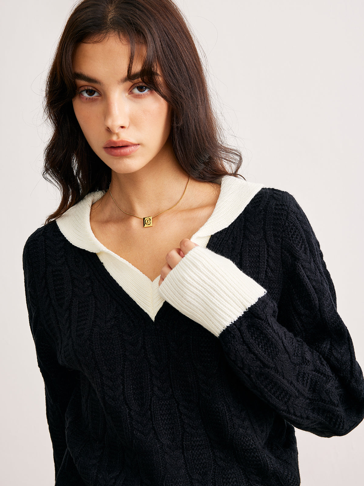 Color Block V-Neck Twist Sweater