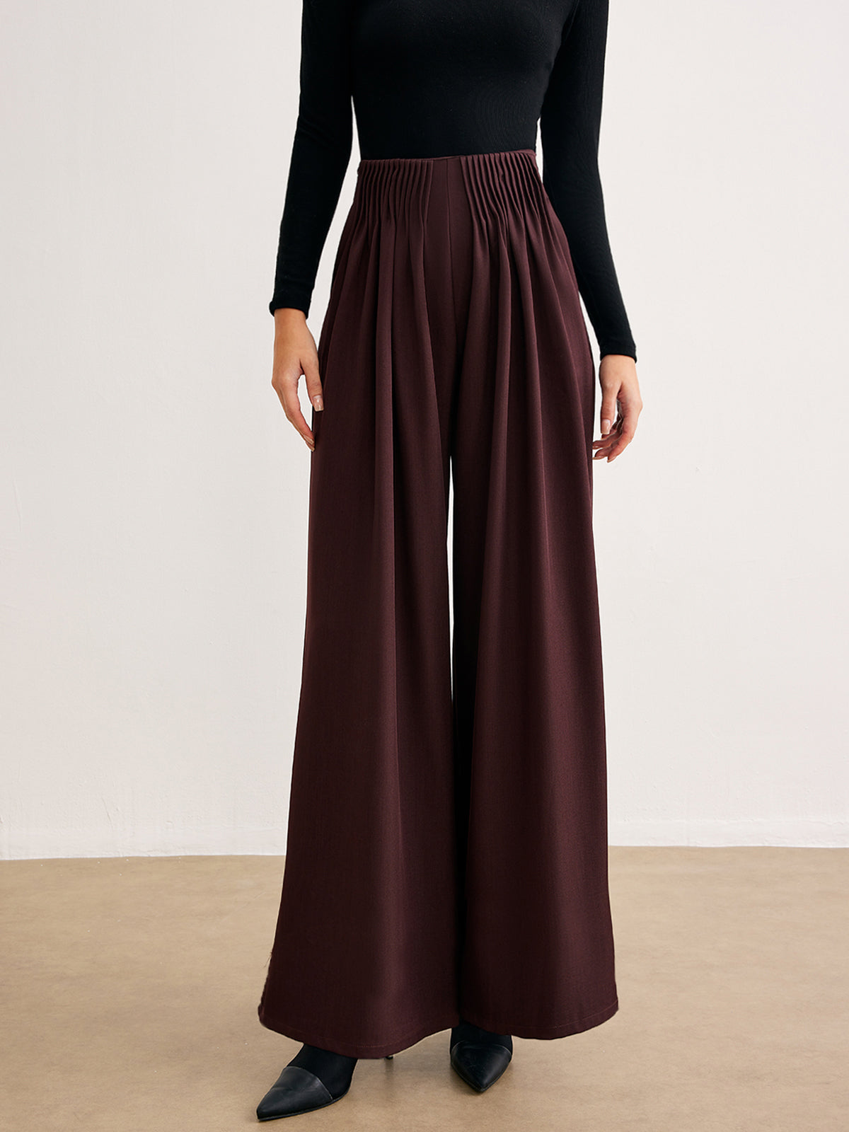 Elastic Waist Pleated Pants