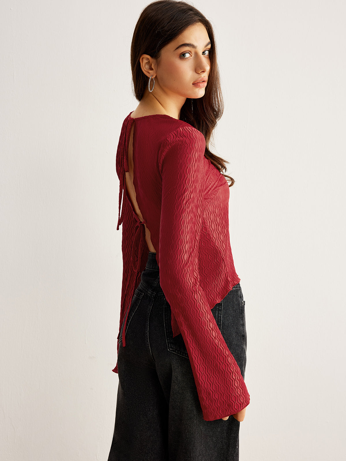 Curve Textured Backless Tie Blouse