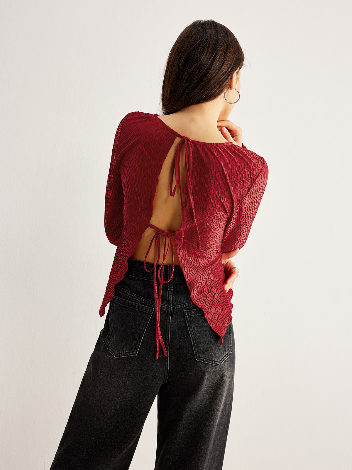 Curve Textured Backless Tie Blouse