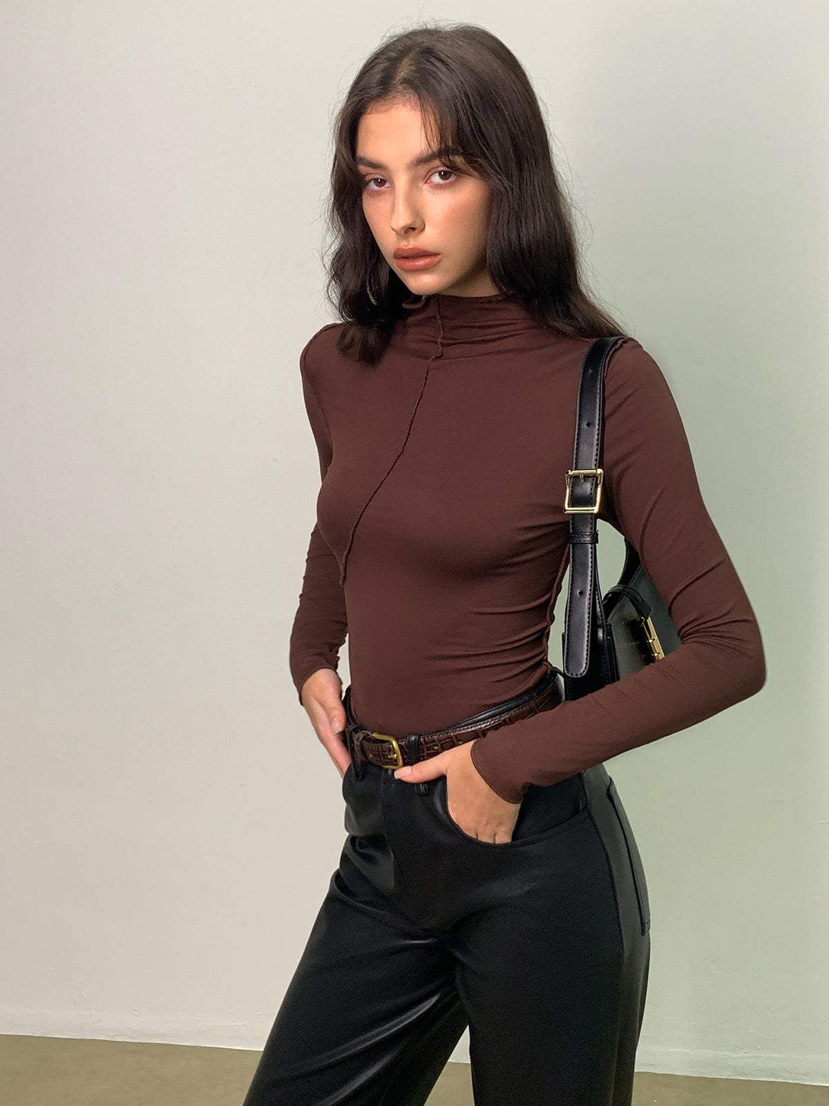 Mock Neck Piping Slim Jersey Top