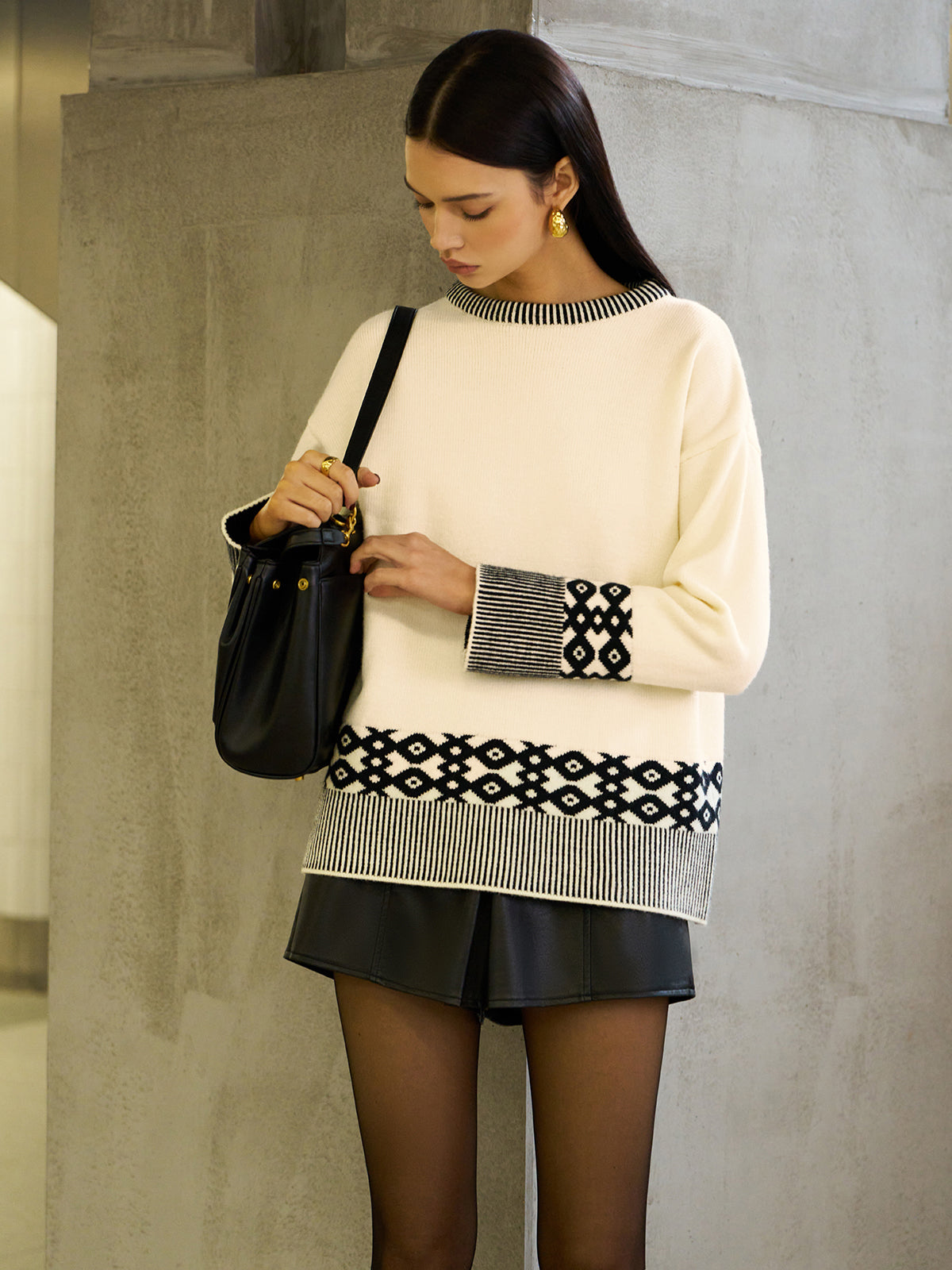 Contrast Geometric Pattern Pullover Sweater