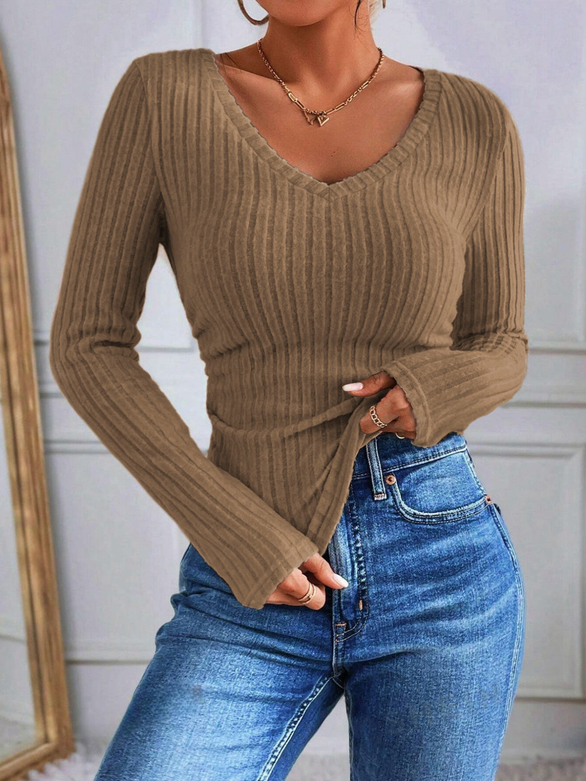 V-Neck Ribbed Skinny Blouse