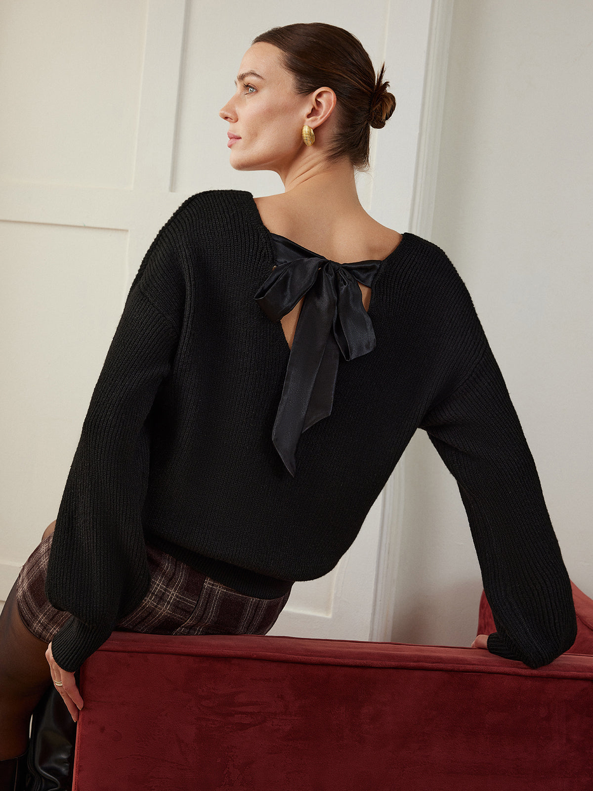 Ribbed V-Neck Bow Sweater