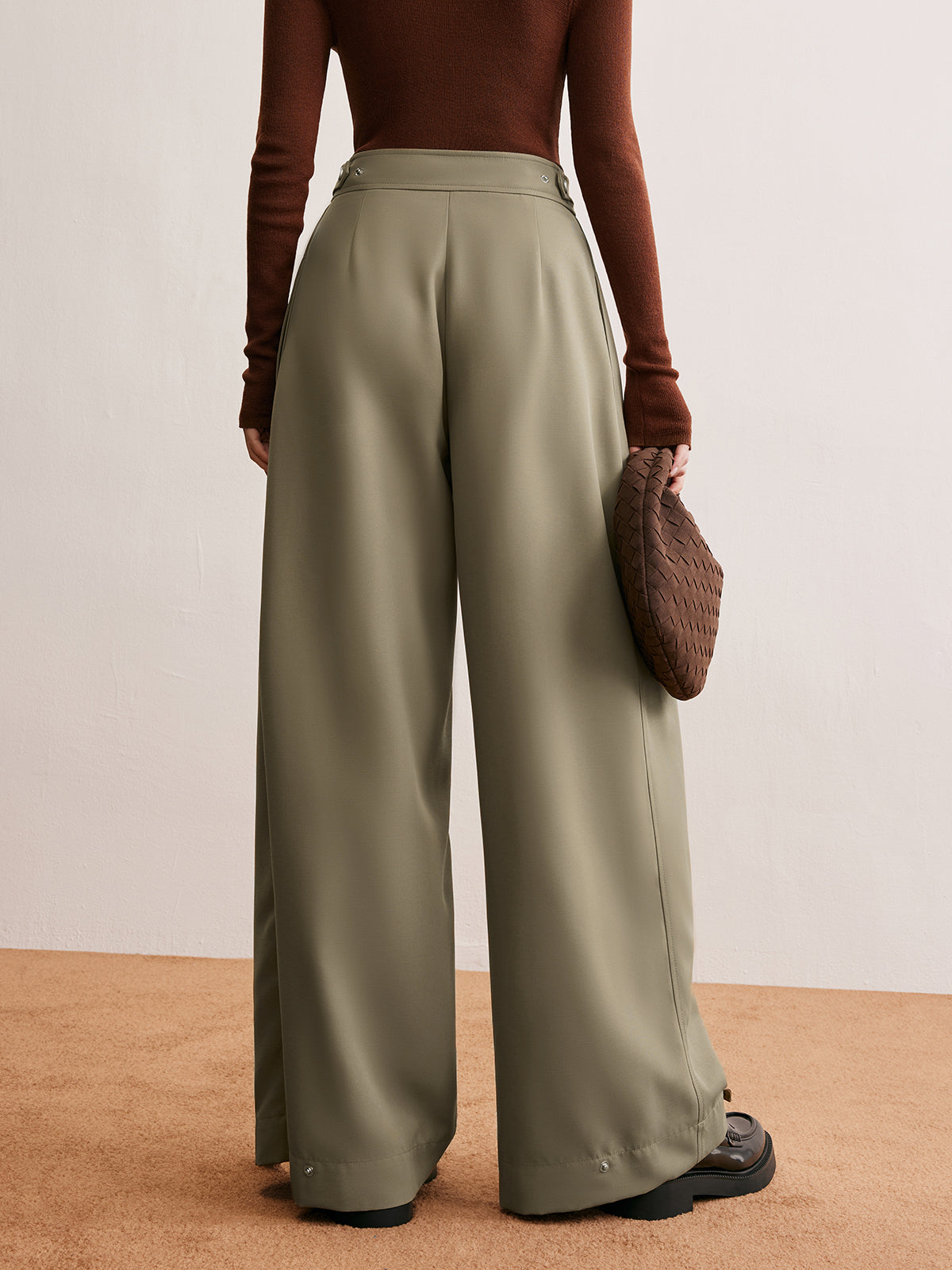 Button Clasp Wide-Leg Pants