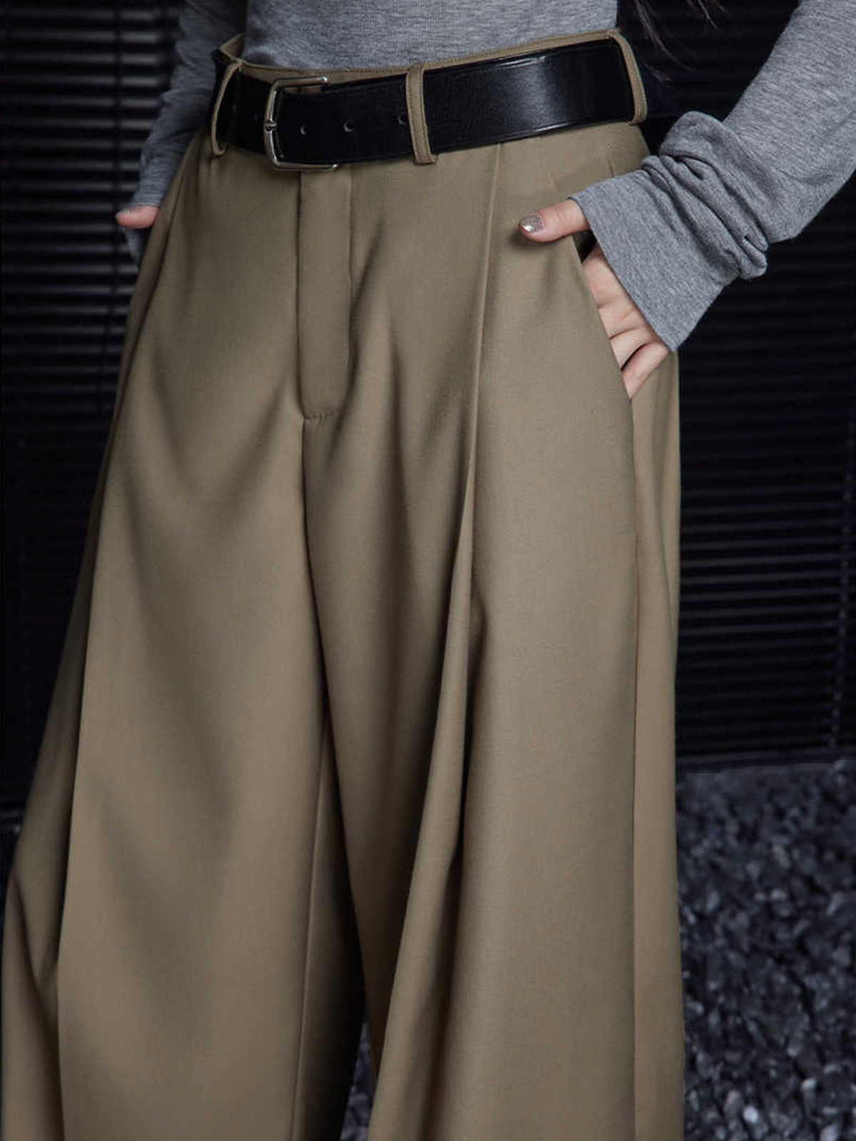 Pleated Draped Pants Without Belt