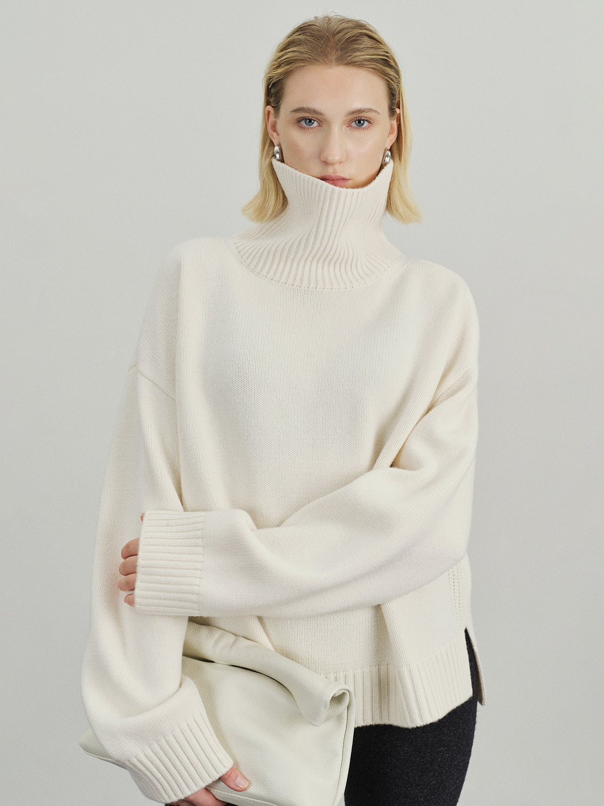 Versatile Plain Turtleneck Sweater